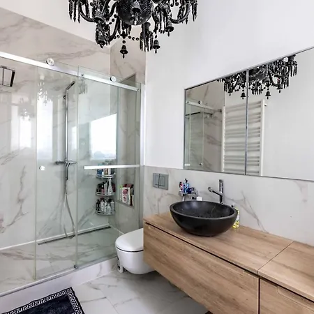 Apartment Luxe 16 *